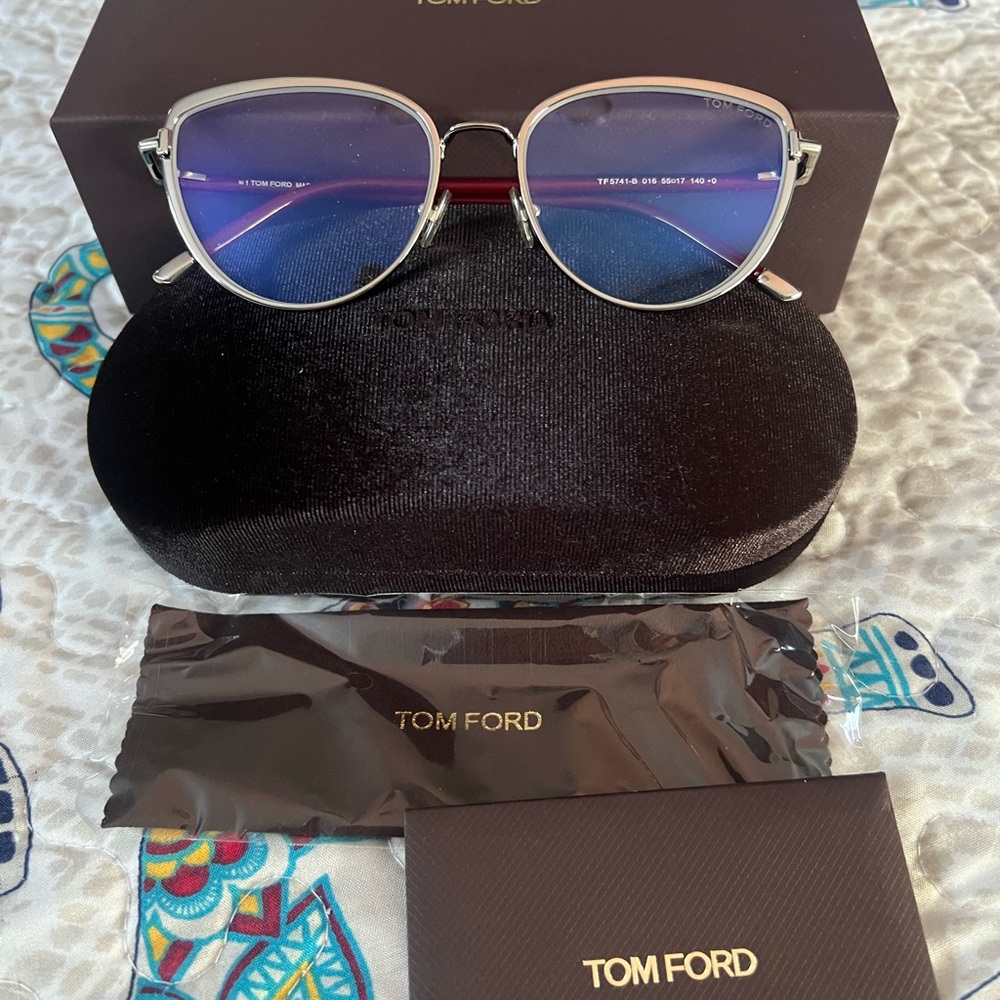 Tom Ford 5741-B new